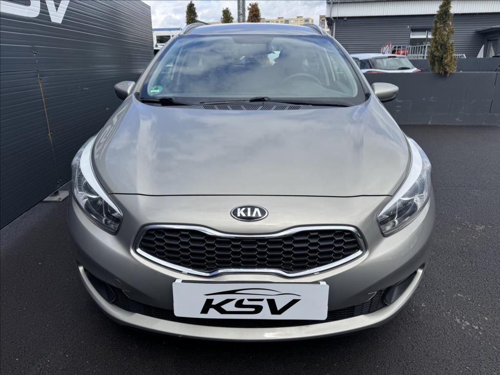 Kia Cee´d, 1,6 - fotka 4