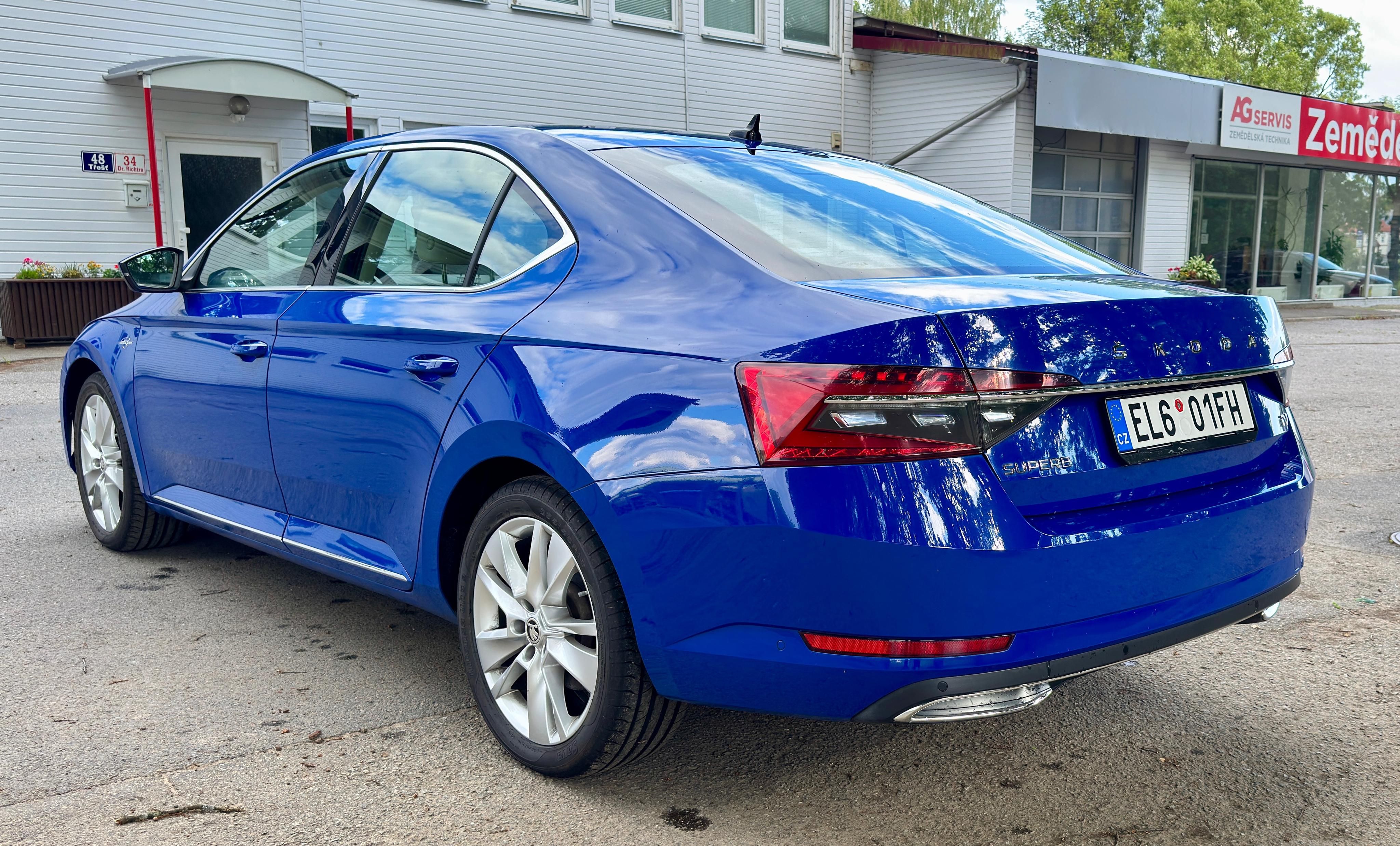 Škoda Superb, iV L&K 1.4TSi 160kW DSG - fotka 2