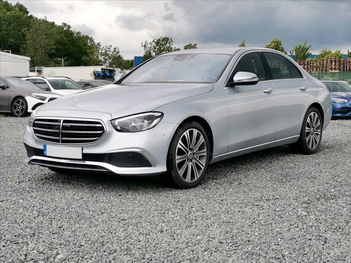 Mercedes-Benz Třídy E, E400d 4M*AIR*HUD*masáž*tažné