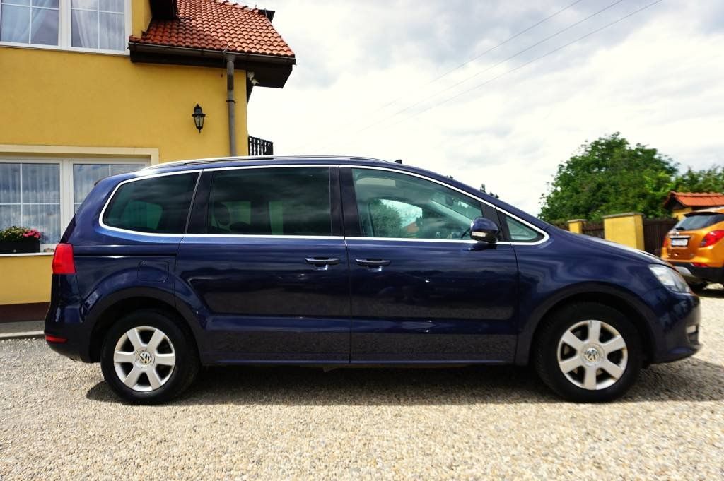 Volkswagen Sharan, HIGHLINE 2,0 TDI 103 kW - fotka 4