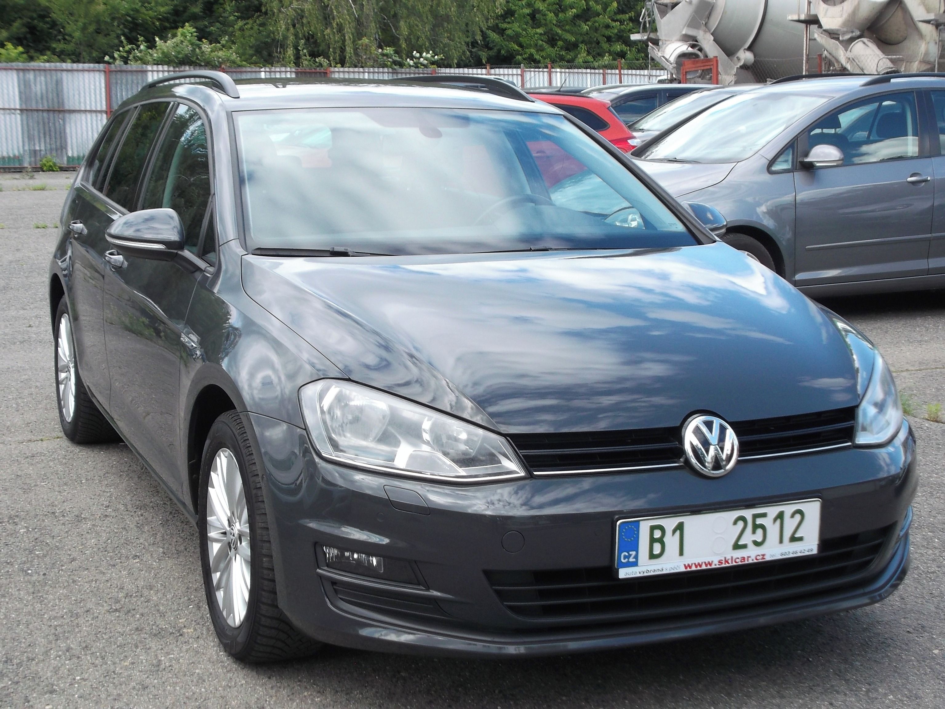 Volkswagen Golf, 1,2Tsi CUP,kompl.serv.historie - fotka 3