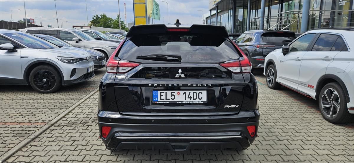 Mitsubishi Eclipse, 2,4 PHEV PLUG-in Hybrid 4x4  I - fotka 5