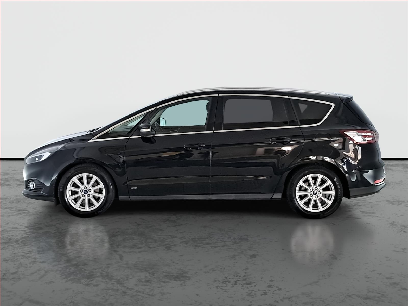 Ford S-MAX, 2.0 TDCi, Titanium, 4X4 - fotka 3