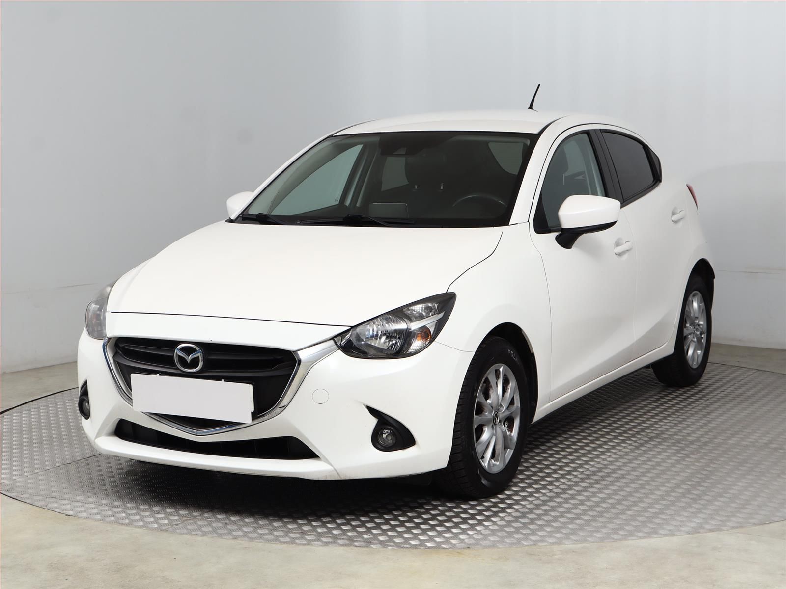 Mazda 2, 1.5 16V, Klima, Tempomat - fotka 2
