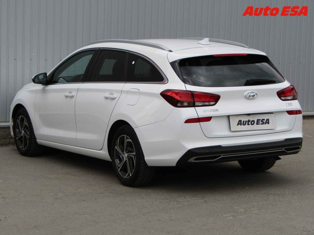 Hyundai i30, 1.0 TGDi,Smart - fotka 6