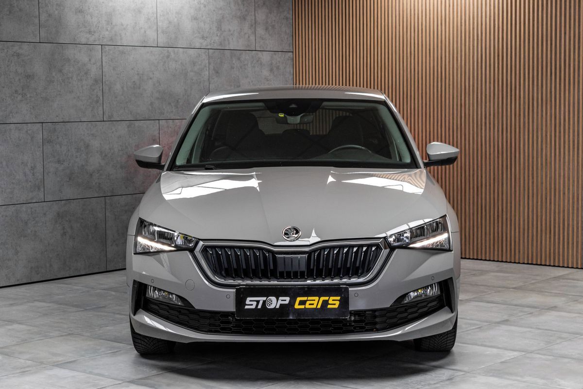 Škoda Scala, 1.0 TSI 81kW *KAMERA*ACC* - fotka 2