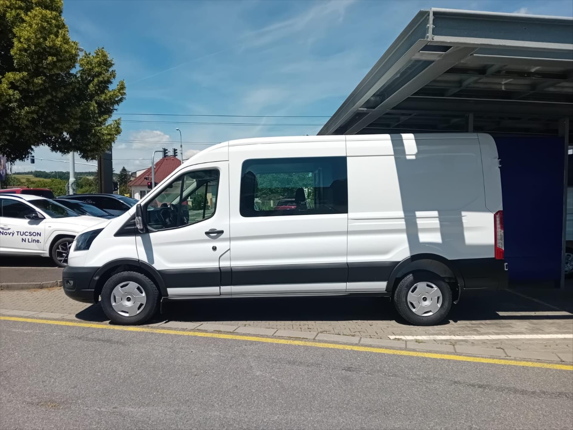 Ford Transit, 2,0 EcoBlue 96 kW/130 k  DCIV - fotka 2