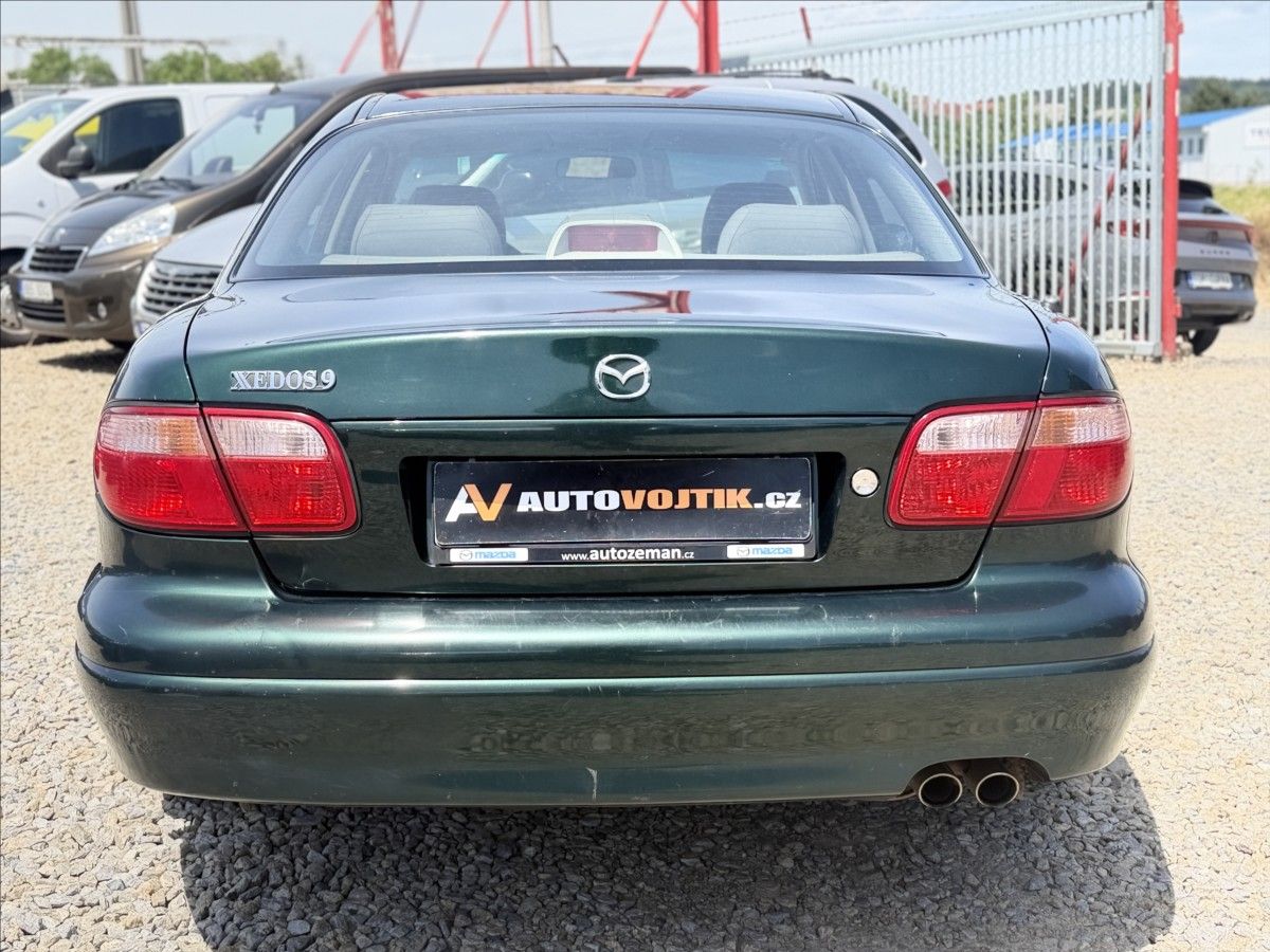 Mazda Xedos, 2,5 V6 120kW automat - fotka 6