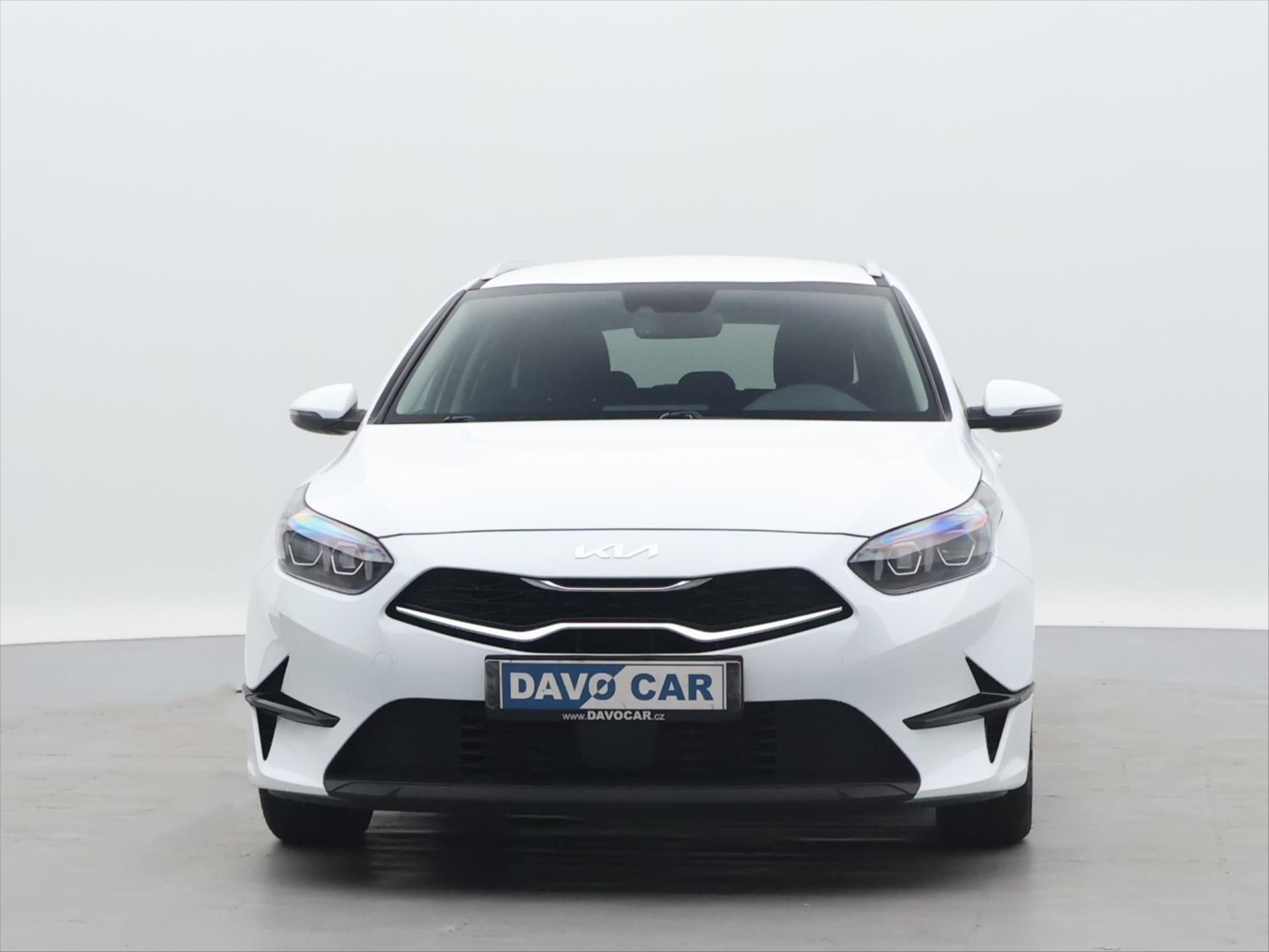 Kia Cee´d, 1,5 T-GDI 117 kW TOP Aut. DPH - fotka 2