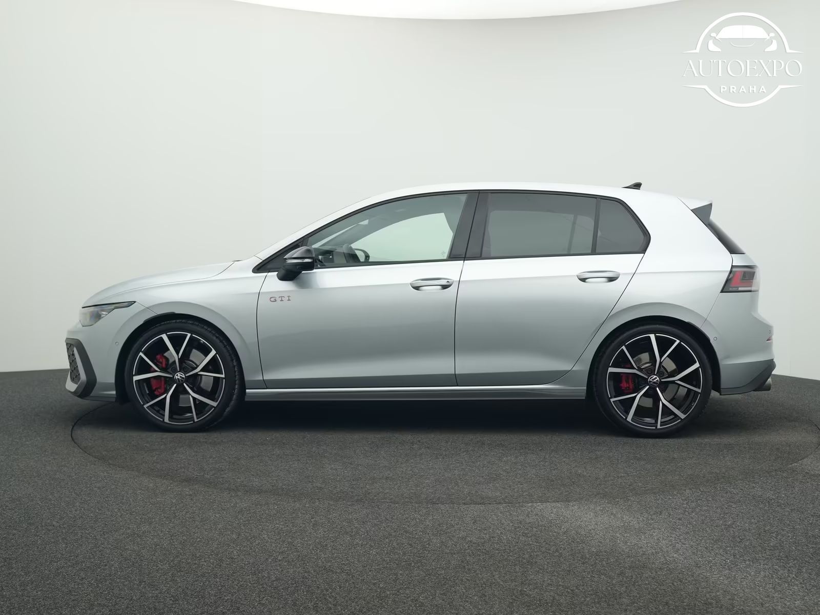 Volkswagen Golf, 2.0 TSI DSG GTI IQ.LIGHT* - fotka 3