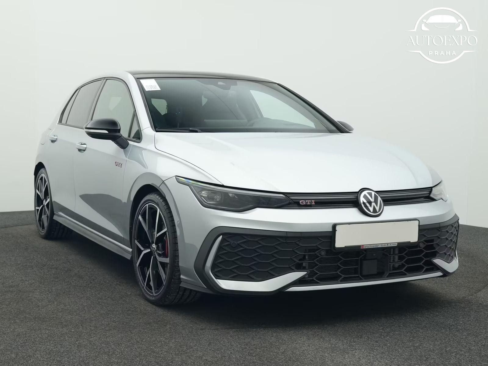 Volkswagen Golf, 2.0 TSI DSG GTI IQ.LIGHT* - fotka 2