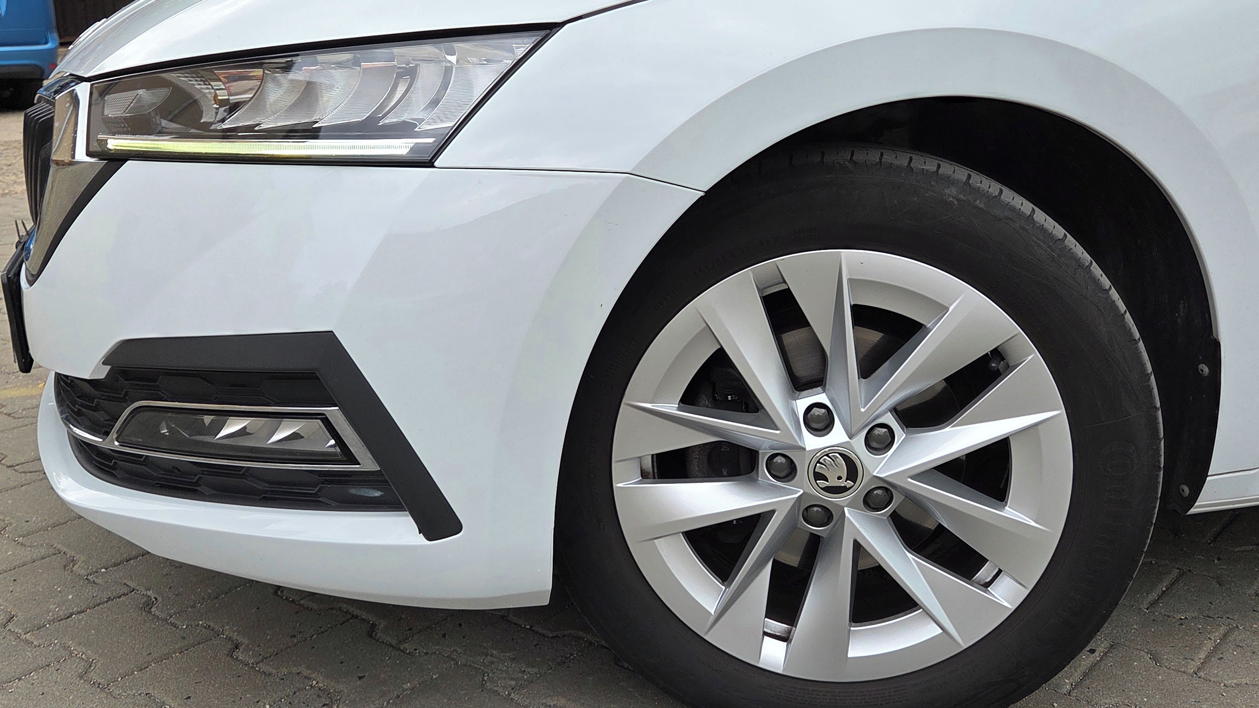 Škoda Octavia, 2.0 TDI, STYLE,DPH, ČR, tažné - fotka 2