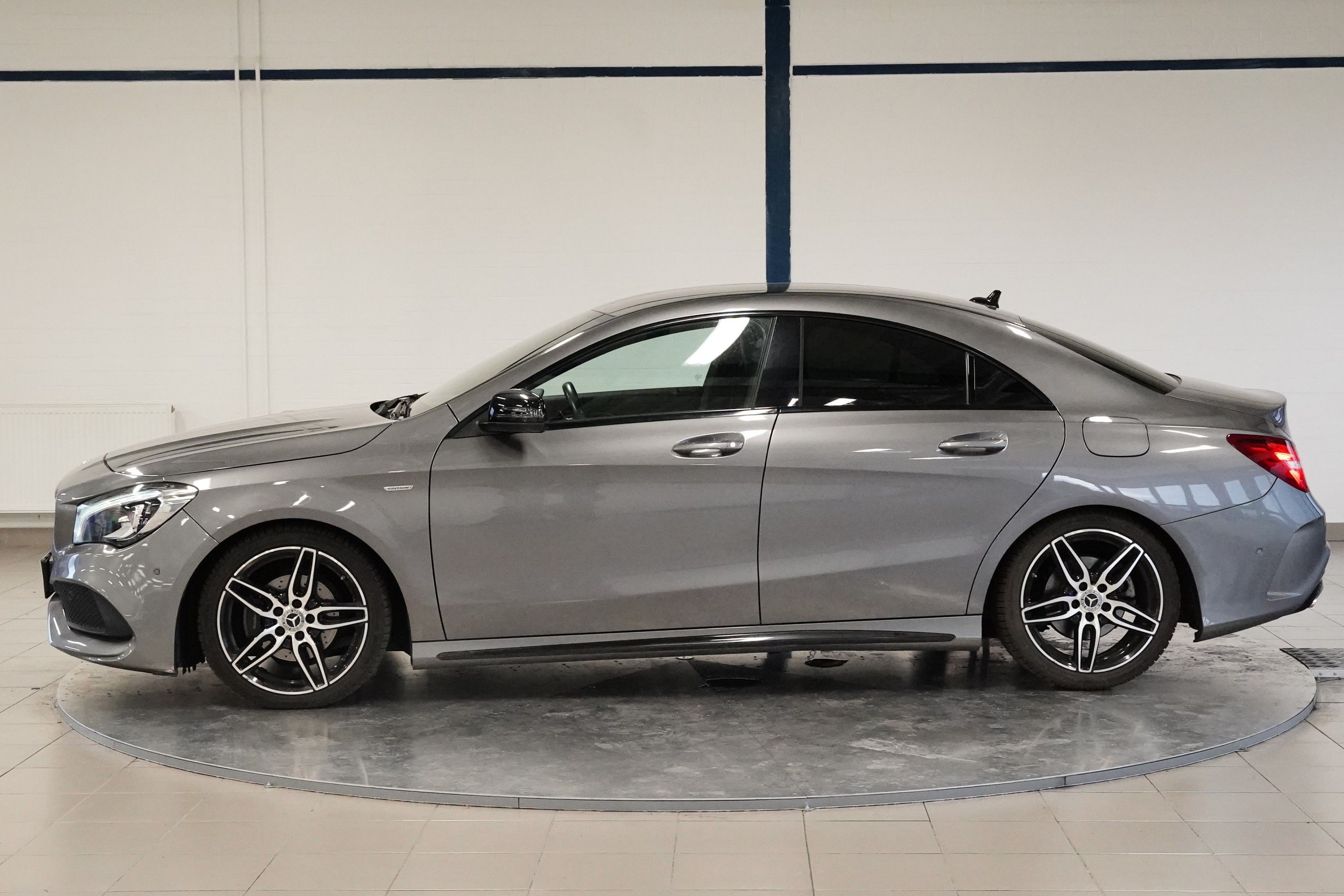 Mercedes-Benz CLA, 200 CDI 100 kW AMG line - fotka 3