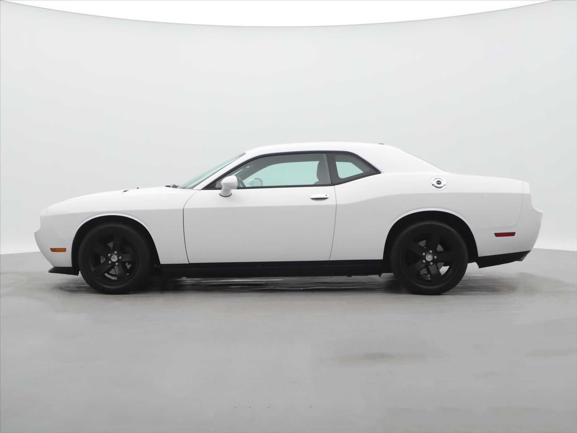 Dodge Challenger, 3,6 L SXT 227kW Pentastar Xpip - fotka 4