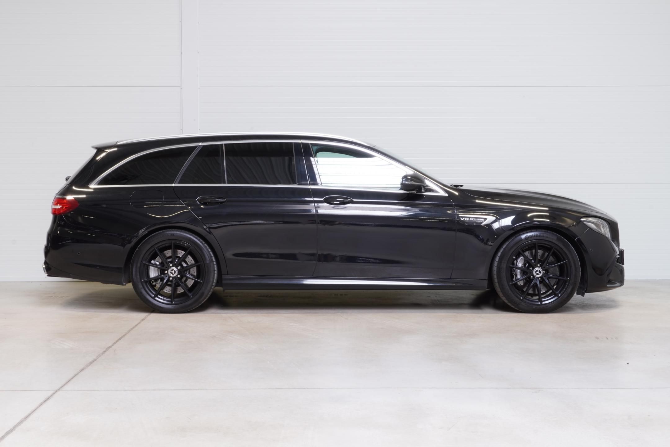 Mercedes-Benz Třídy E, 63 AMG,4m,Klima.sed,ACC,Pano - fotka 4