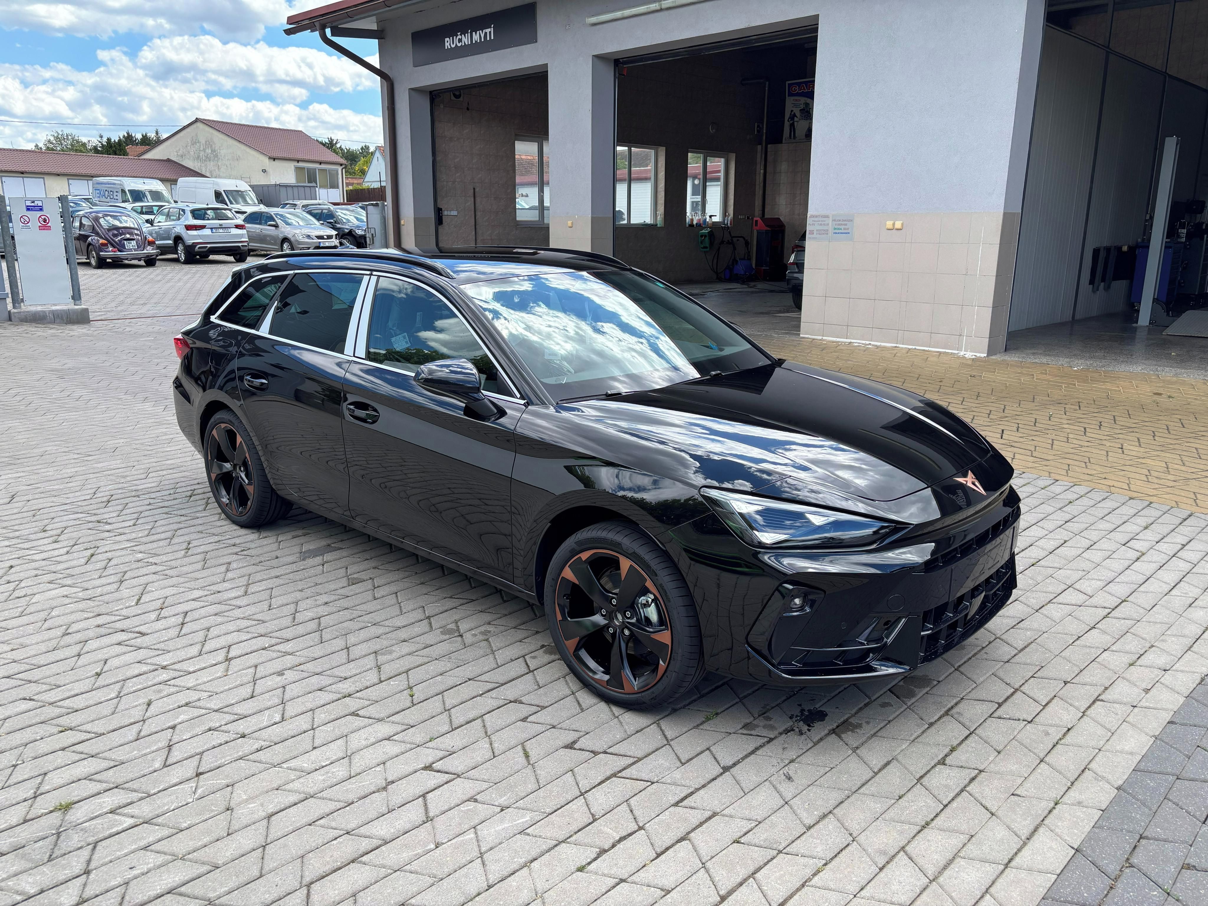 Cupra Leon, 1.5 TSI 110 kW - fotka 4