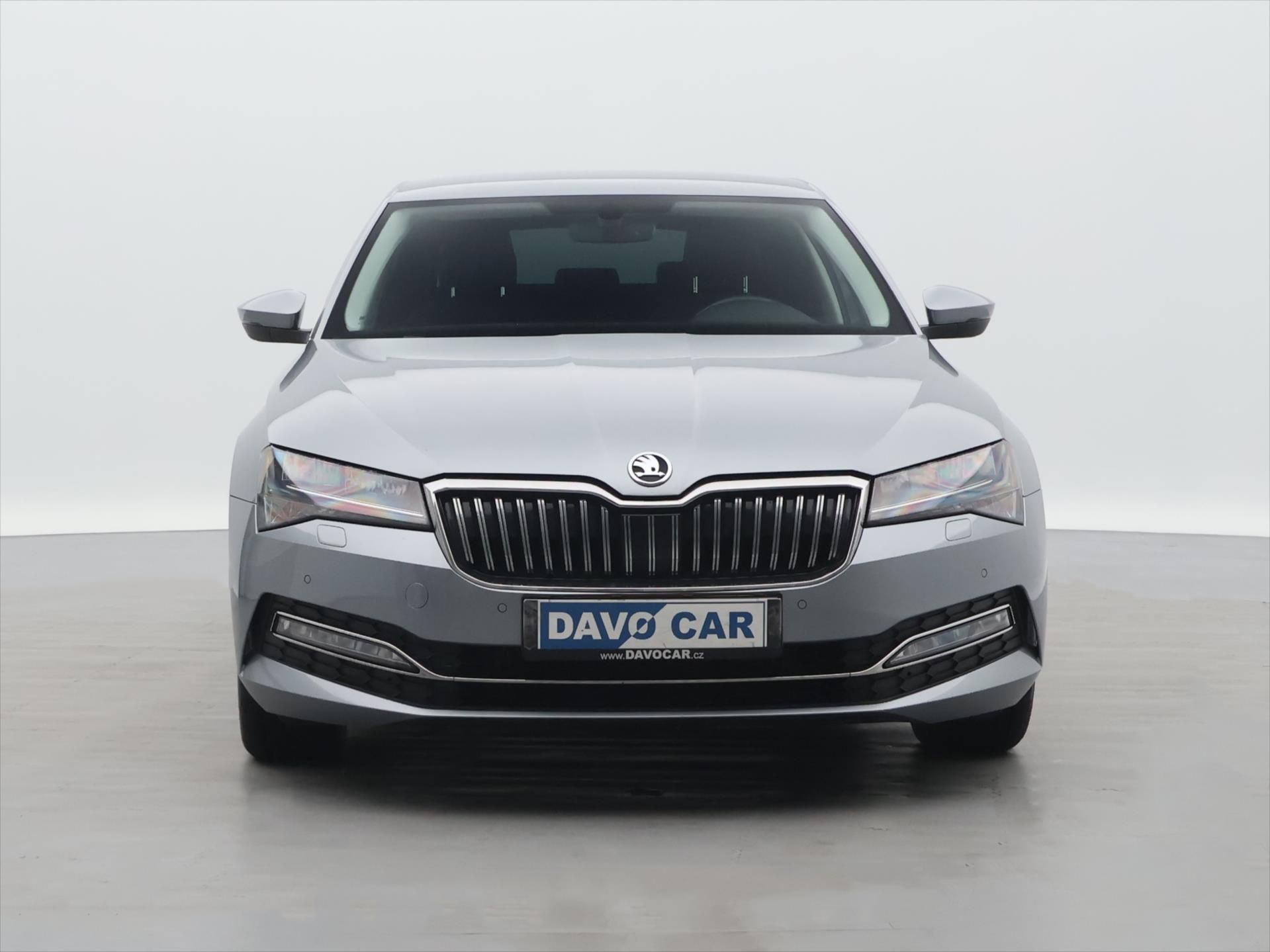 Škoda Superb, 2,0 TDI 140kW Style 4x4 DSG CZ - fotka 2