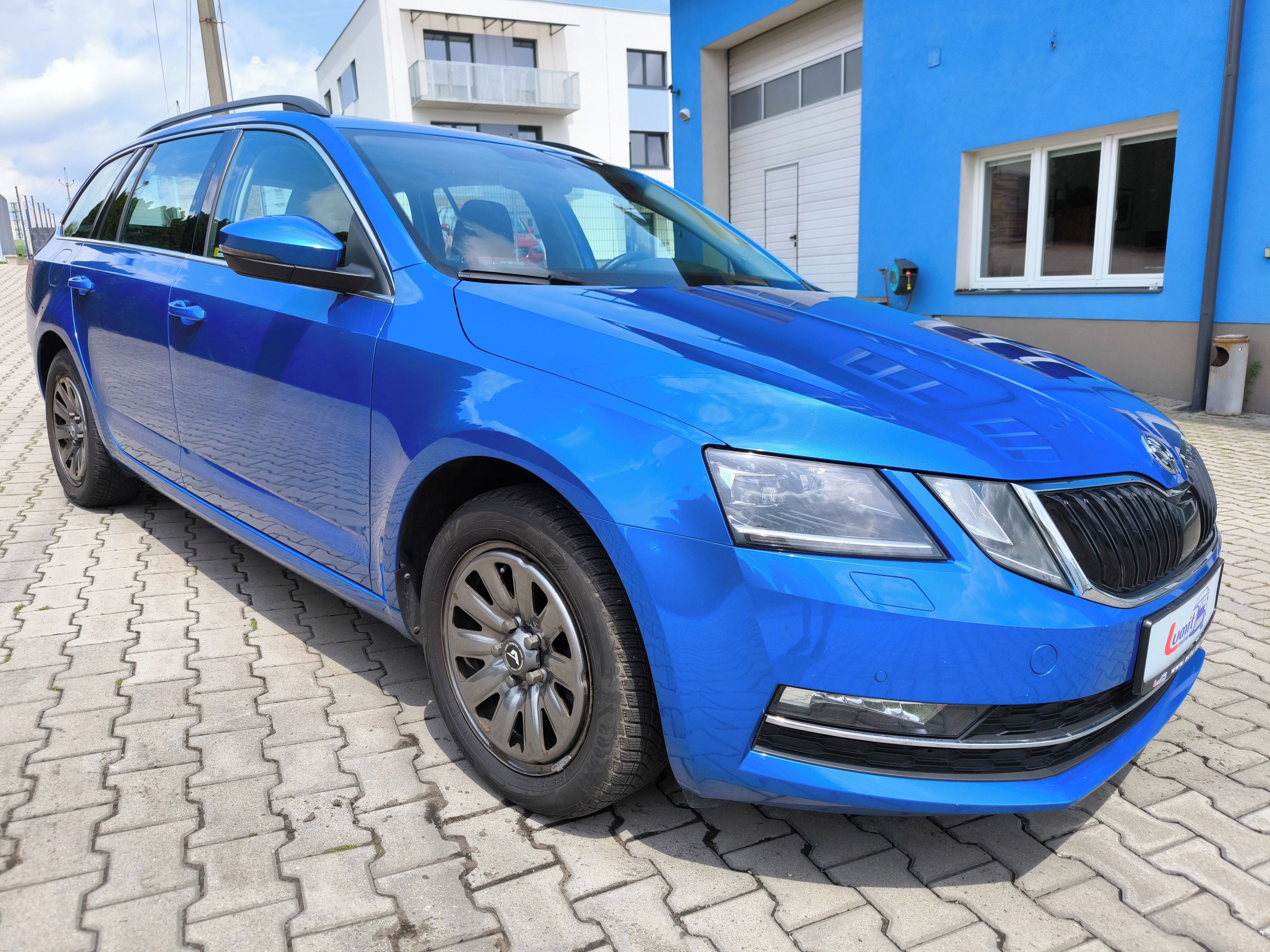 Škoda Octavia, 1.6 TDI Style - fotka 3
