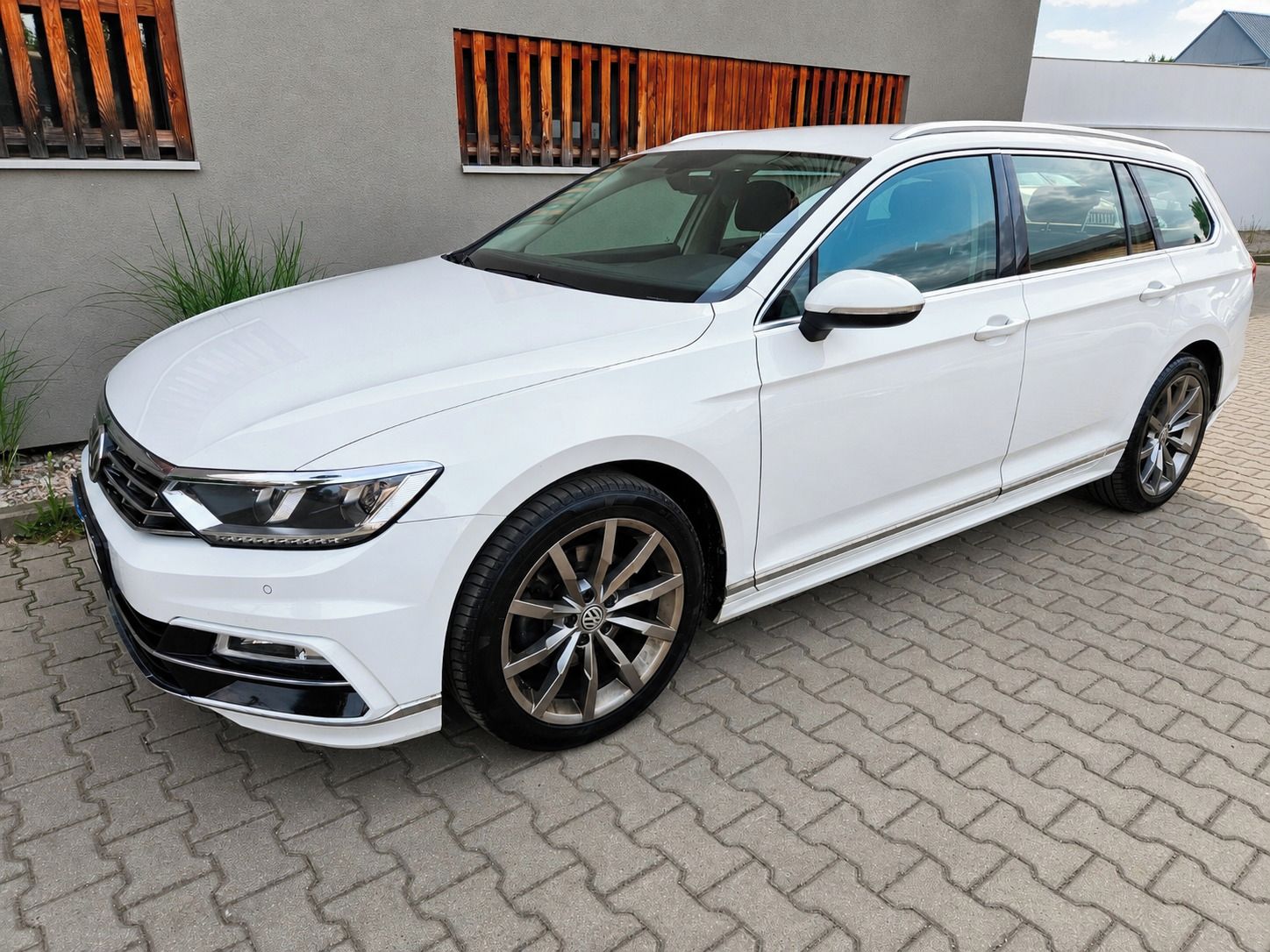 Volkswagen Passat, 1.5 TSI 110 kW R-Line LED ČR