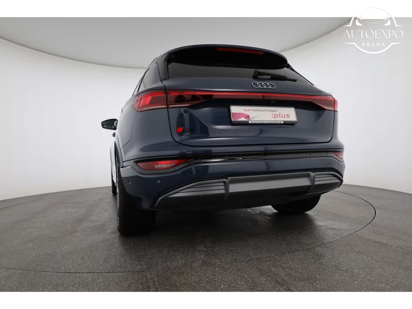 Audi Q6 e-tron, S line* - fotka 6