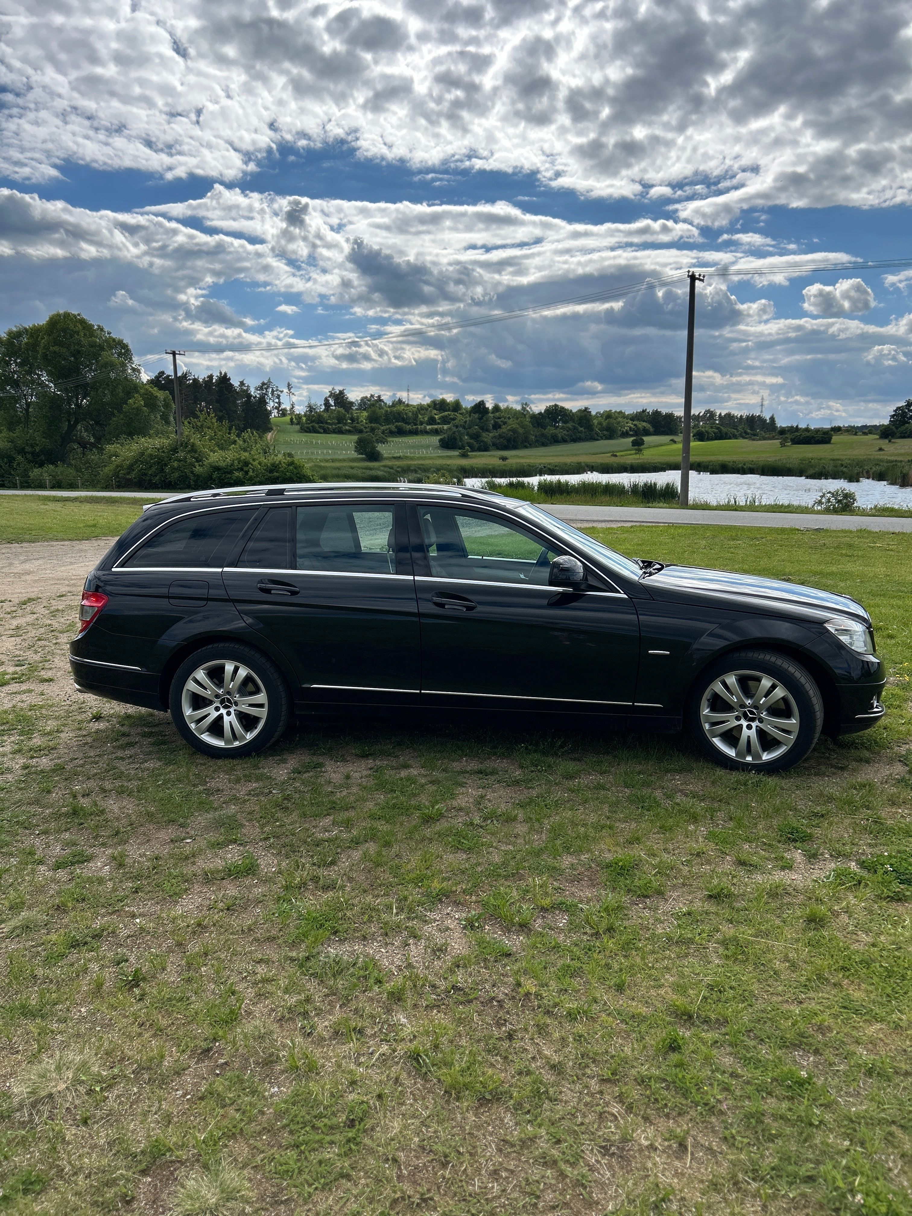 Mercedes-Benz Třídy C, Mercedes-Benz C 320 CDI 4MATIC - fotka 3