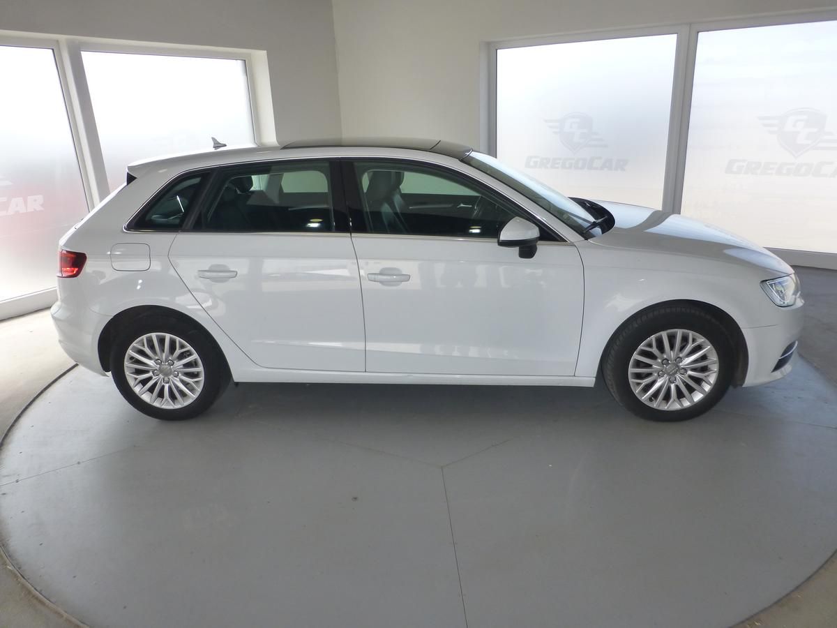 Audi A3, 2,0tTDI-110KW*VYHŘ.SED**XENONY - fotka 5