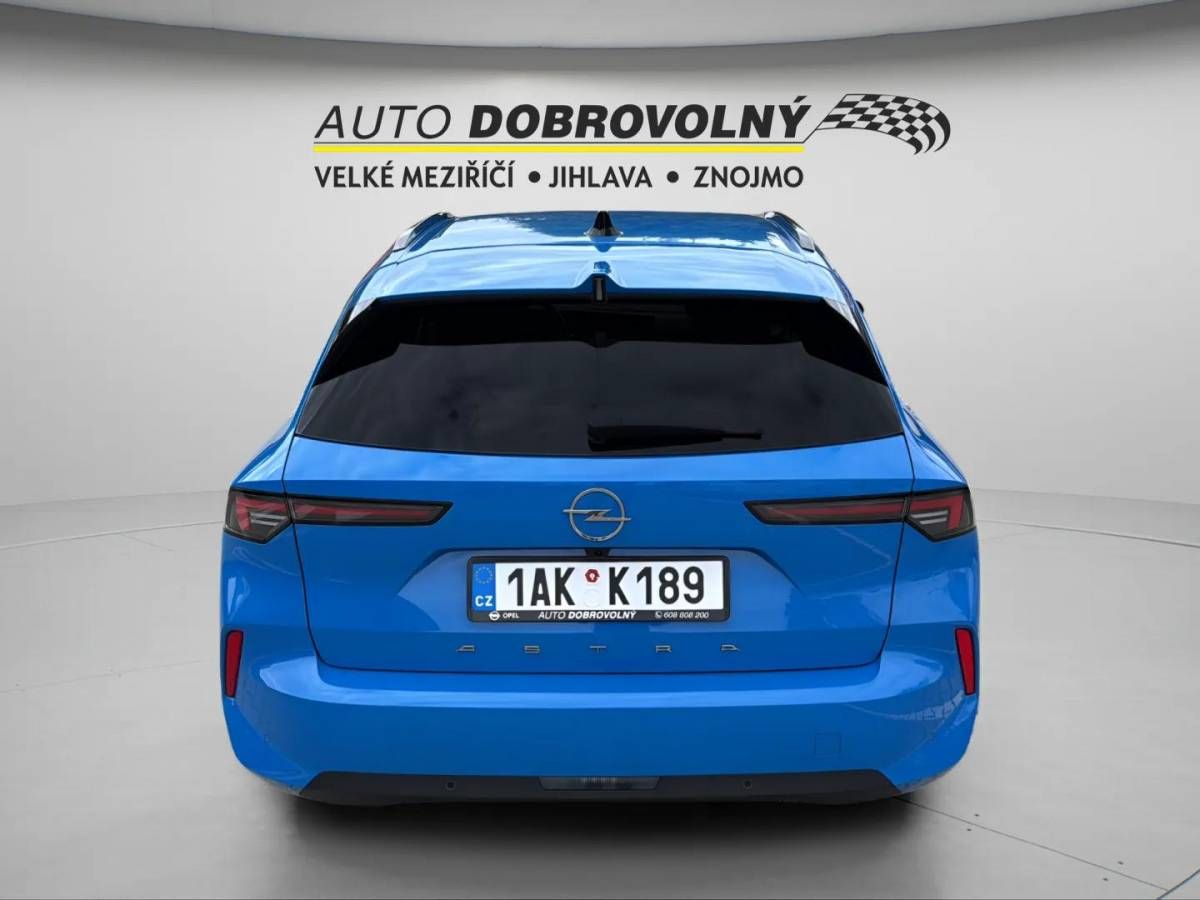 Opel Astra, Edition ST 1.2 TURBO (96kW/130 - fotka 6
