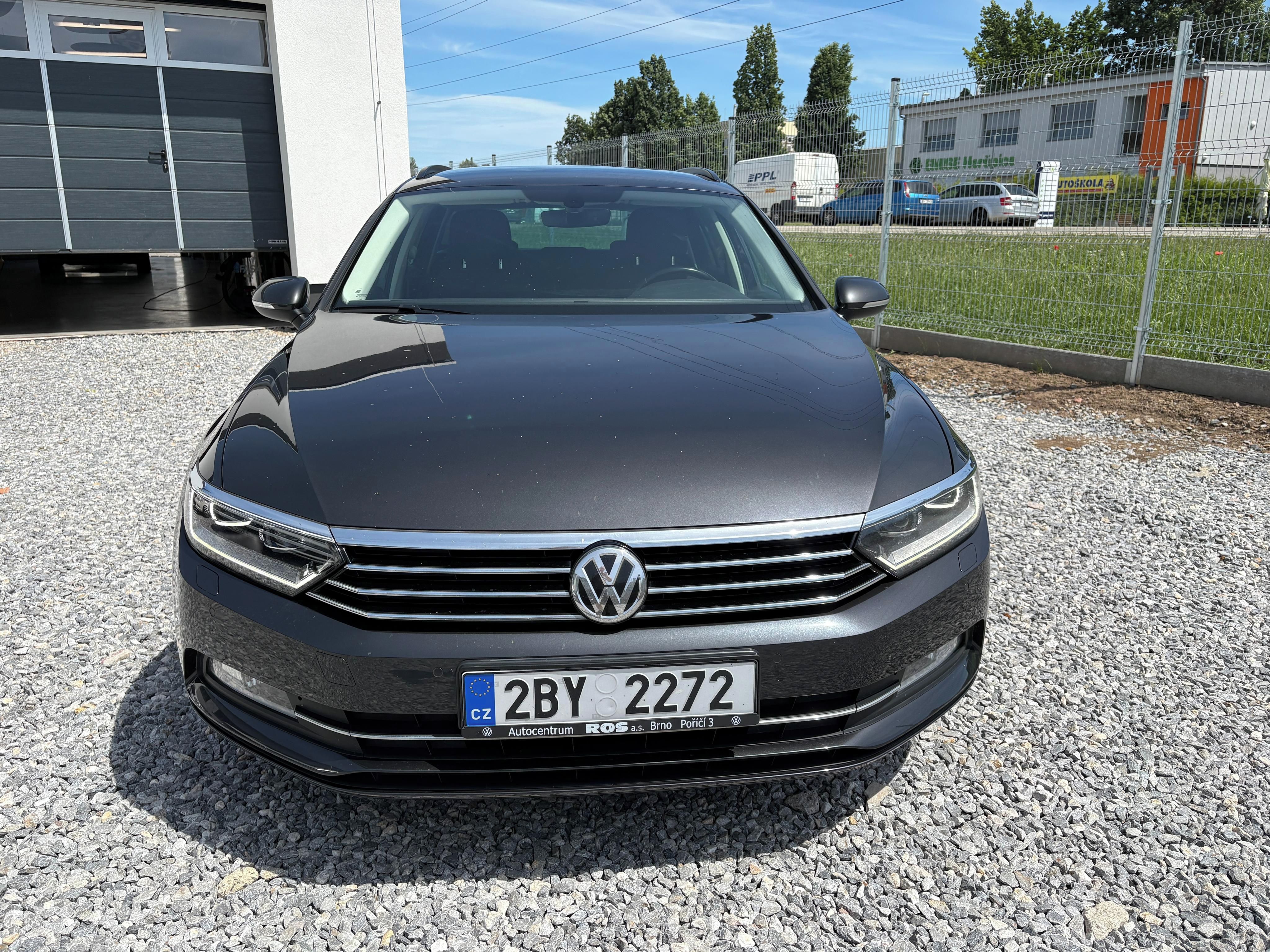 Volkswagen Passat, full led, nové rozvody, DPH