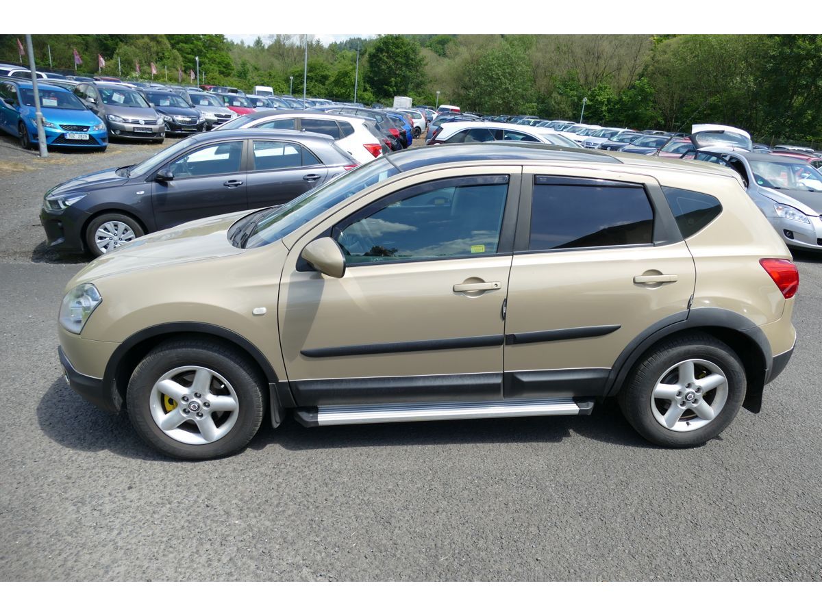 Nissan Qashqai, 2,0DCI 110KW 4X4 - fotka 4