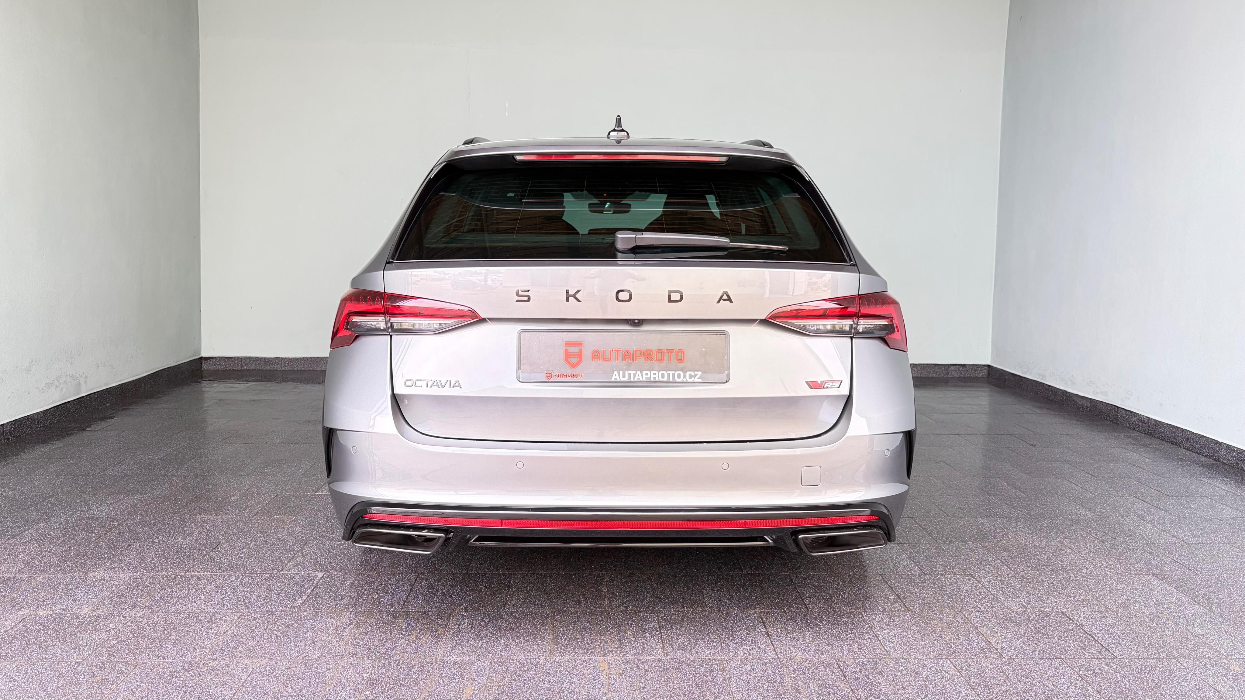 Škoda Octavia, 2.OTSi-195kW-DSG-ACC-CANTON-R1 - fotka 5
