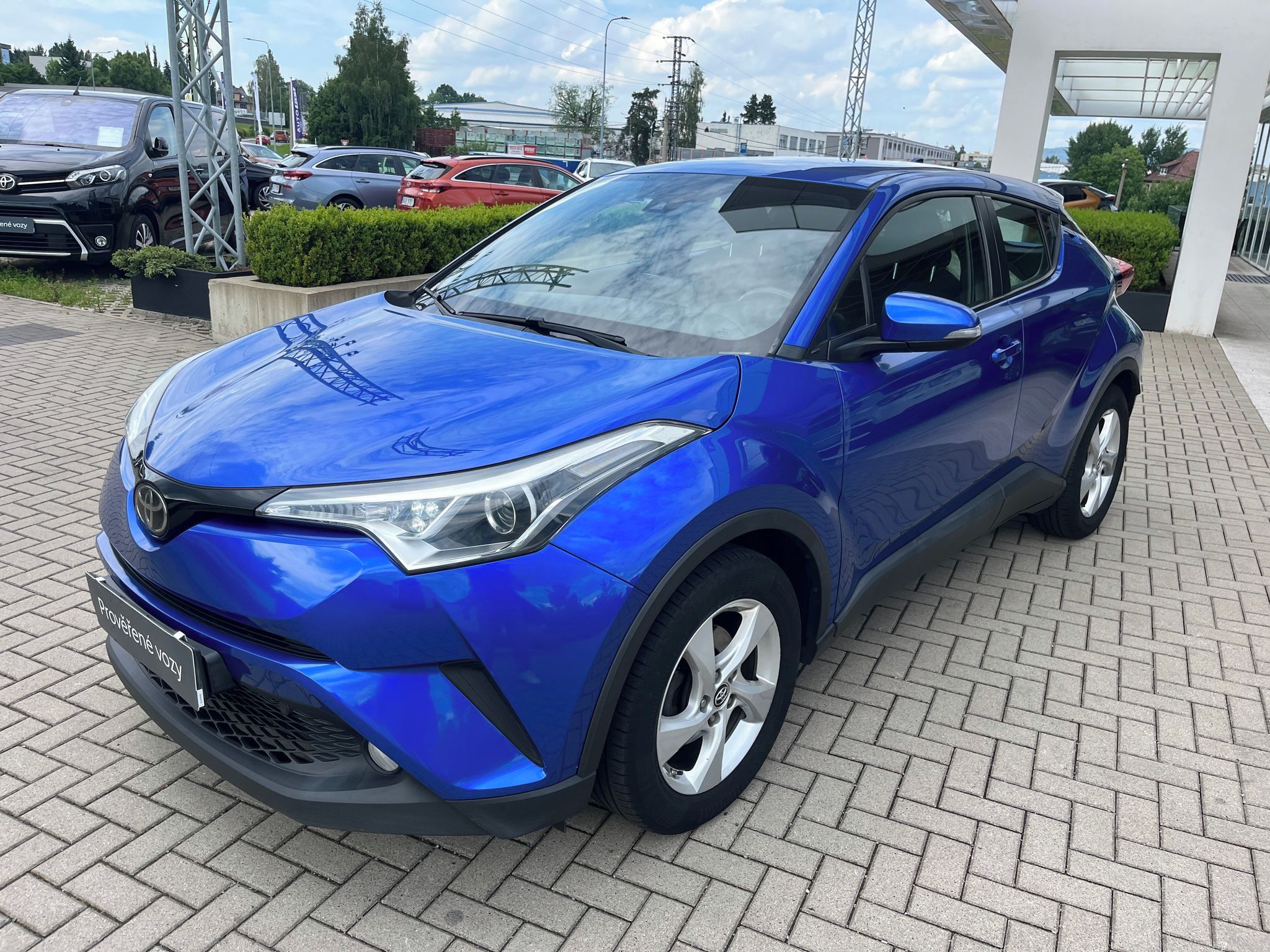 Toyota C-HR, 1,2 Turbo 116k Active Navi - fotka 2
