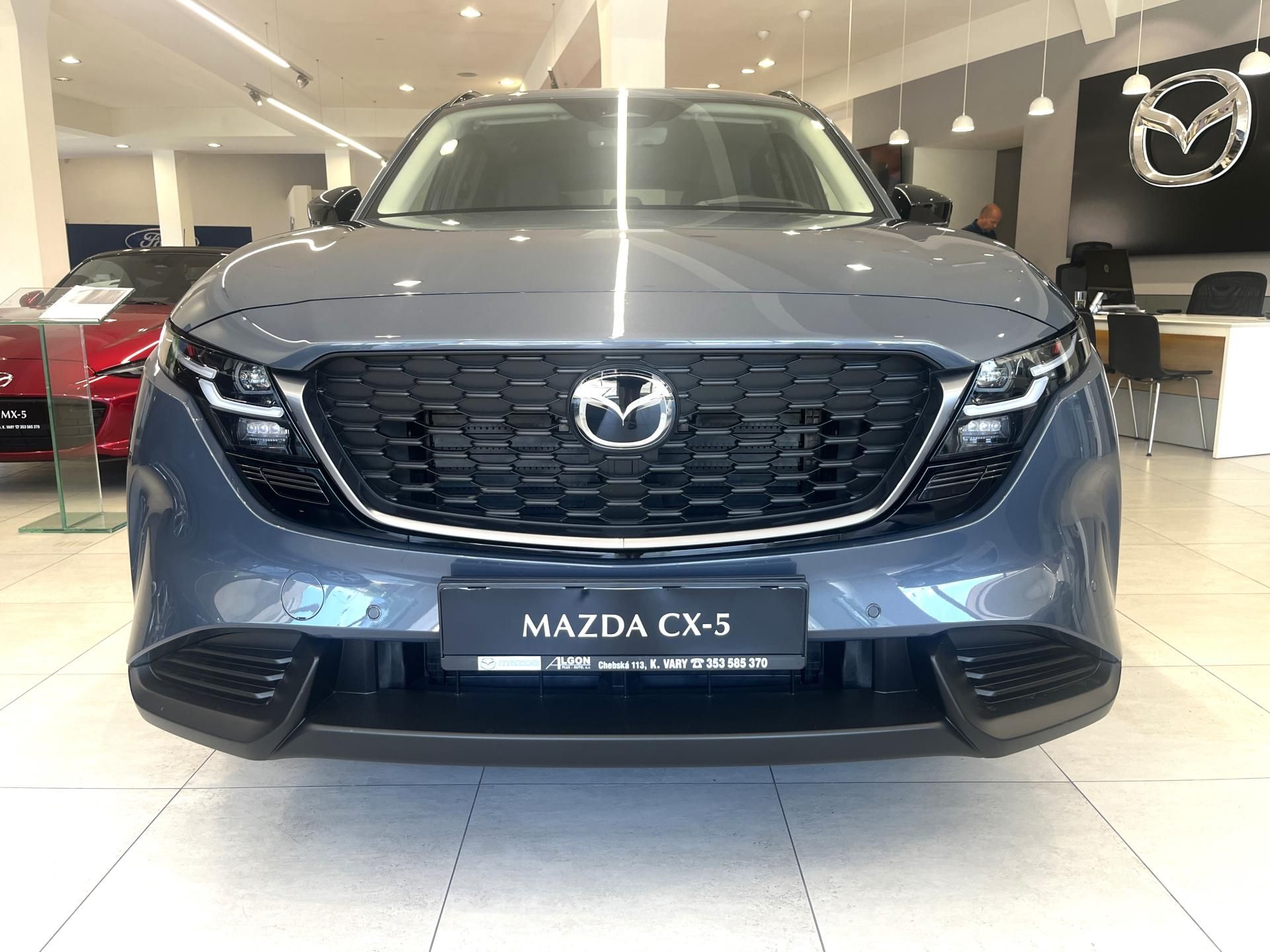 Mazda CX-5, 2.5L G140 6AT AWD Centre-Line - fotka 2