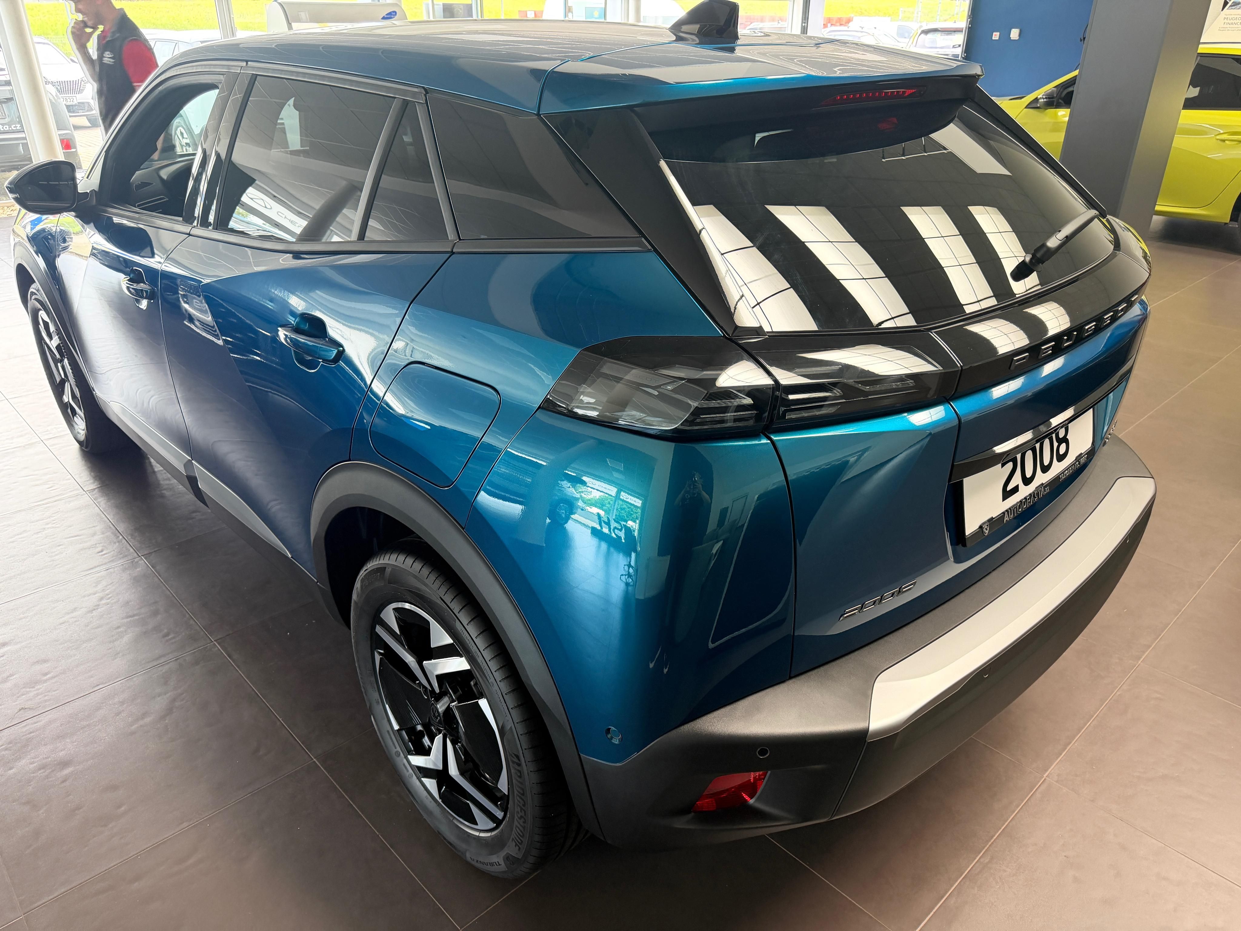 Peugeot 2008, ALLURE Hybrid 110 e-DCS6 - fotka 5