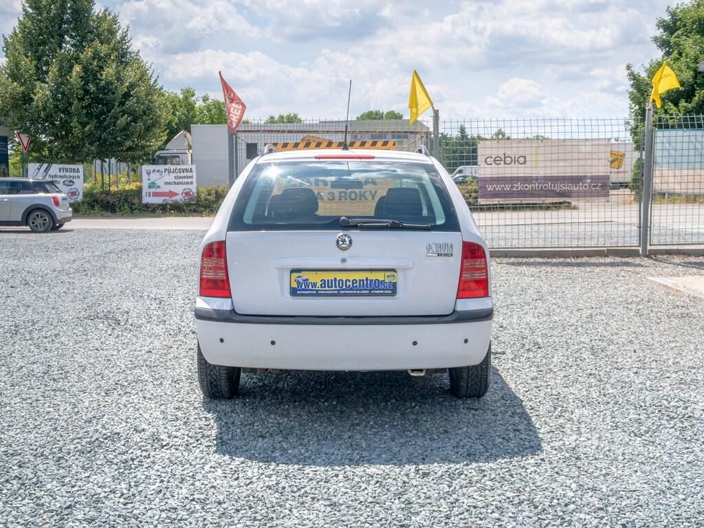 Škoda Octavia, ČR 1.9TDI 74KW – PO SERVISU - fotka 6