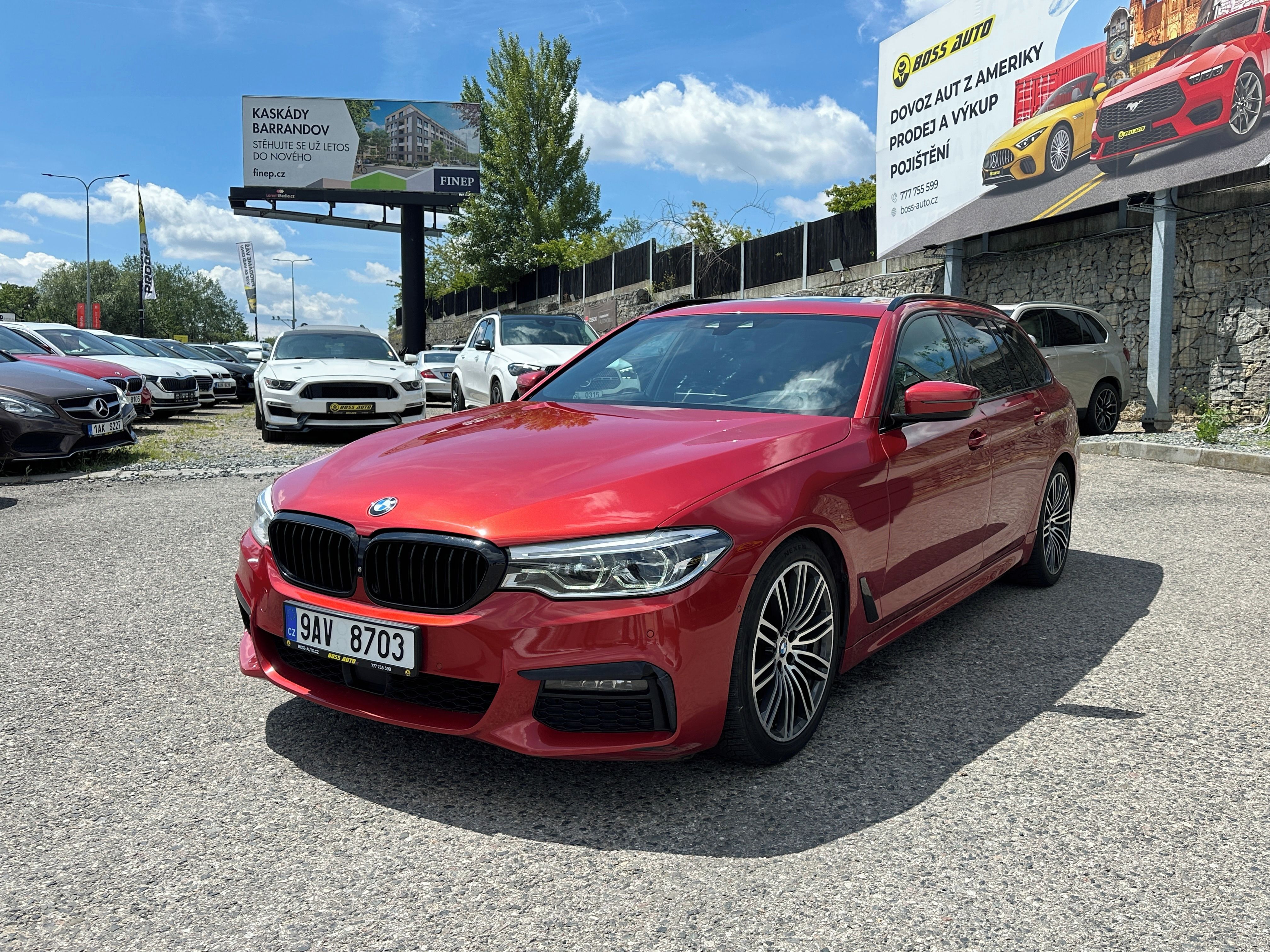 BMW Řada 5, BMW 530D 2019 - fotka 4
