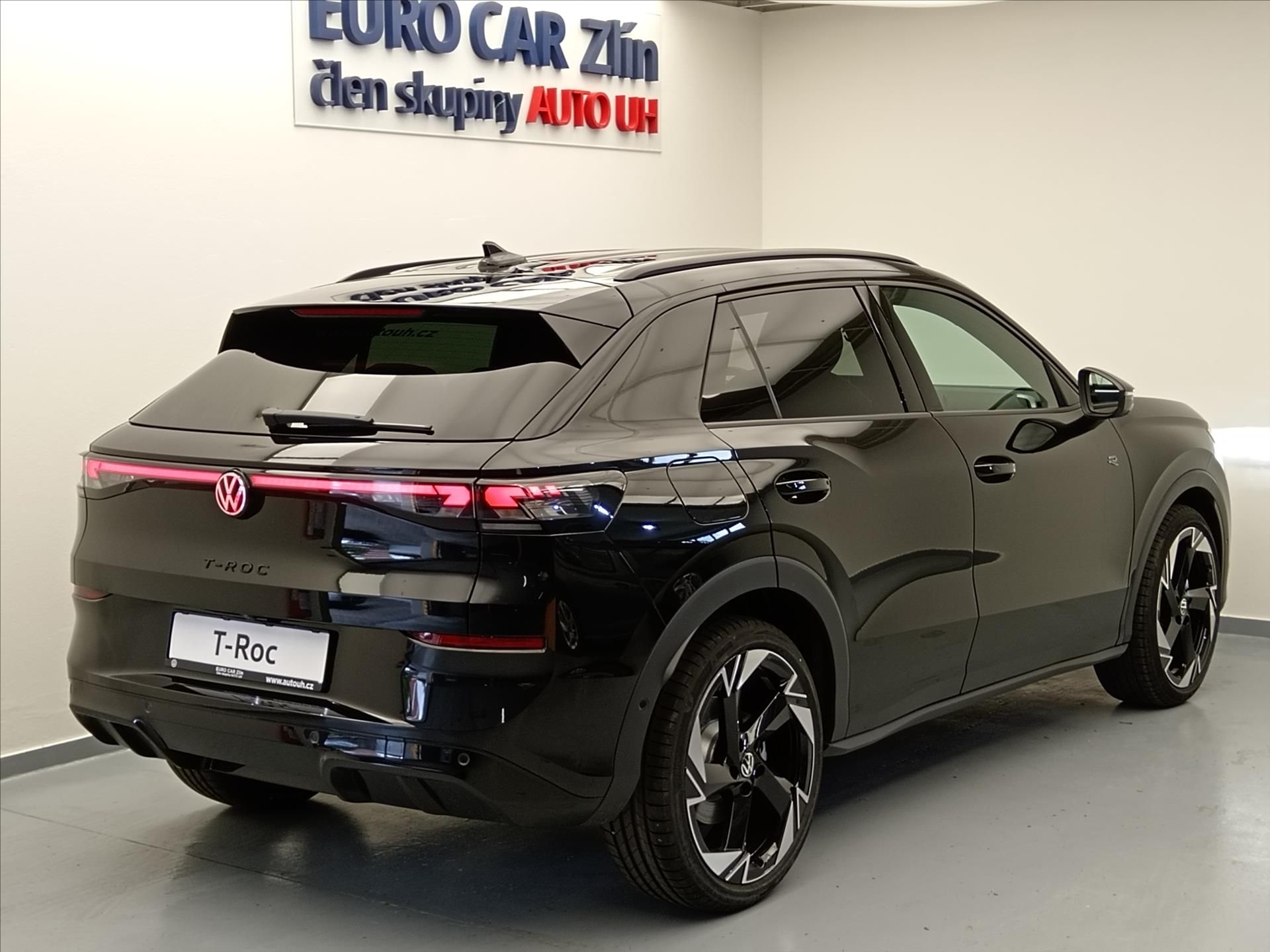 Volkswagen T-Roc, 1,5 eTSI R line110 kW - fotka 6