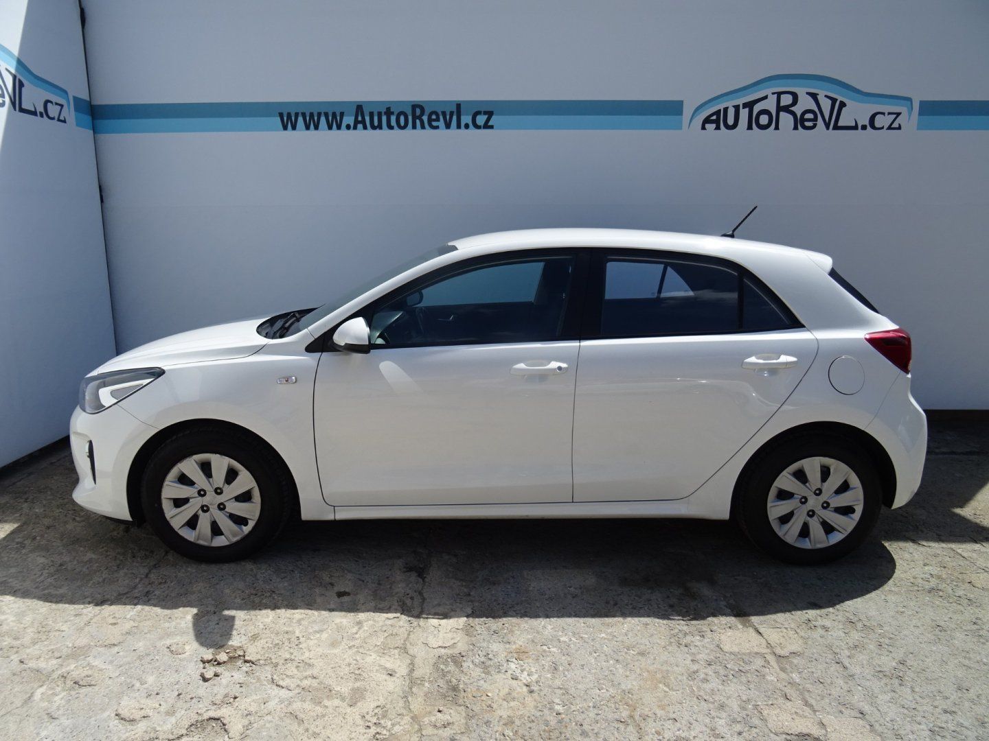 Kia Rio, 1.2i,61kW,1majČR,S.kni,klima - fotka 6