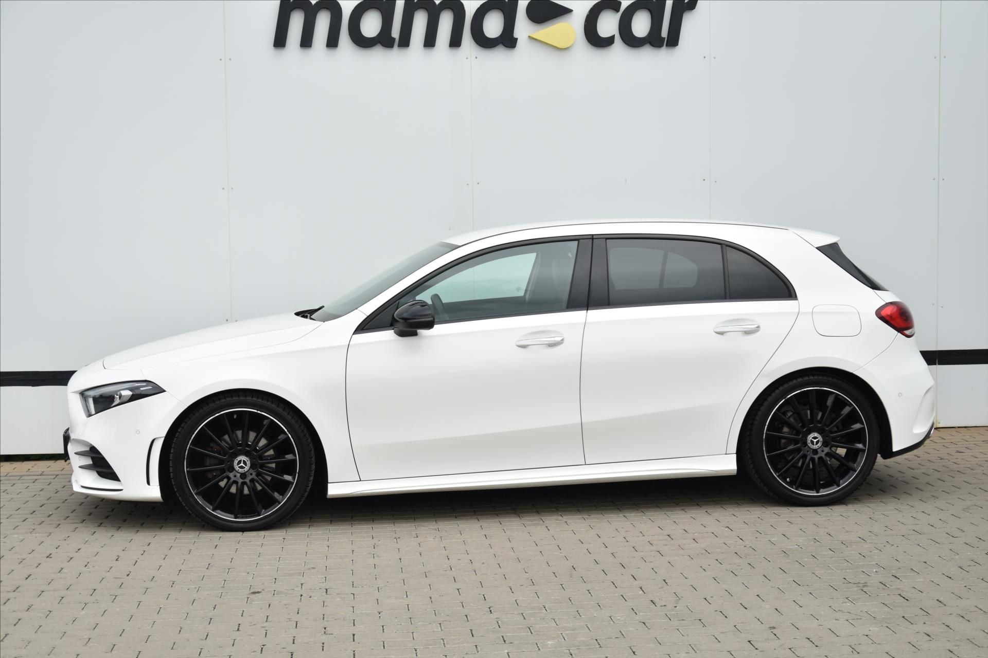Mercedes-Benz Třídy A, 200 120kW AMG SERVIS.KNIHA ČR - fotka 4