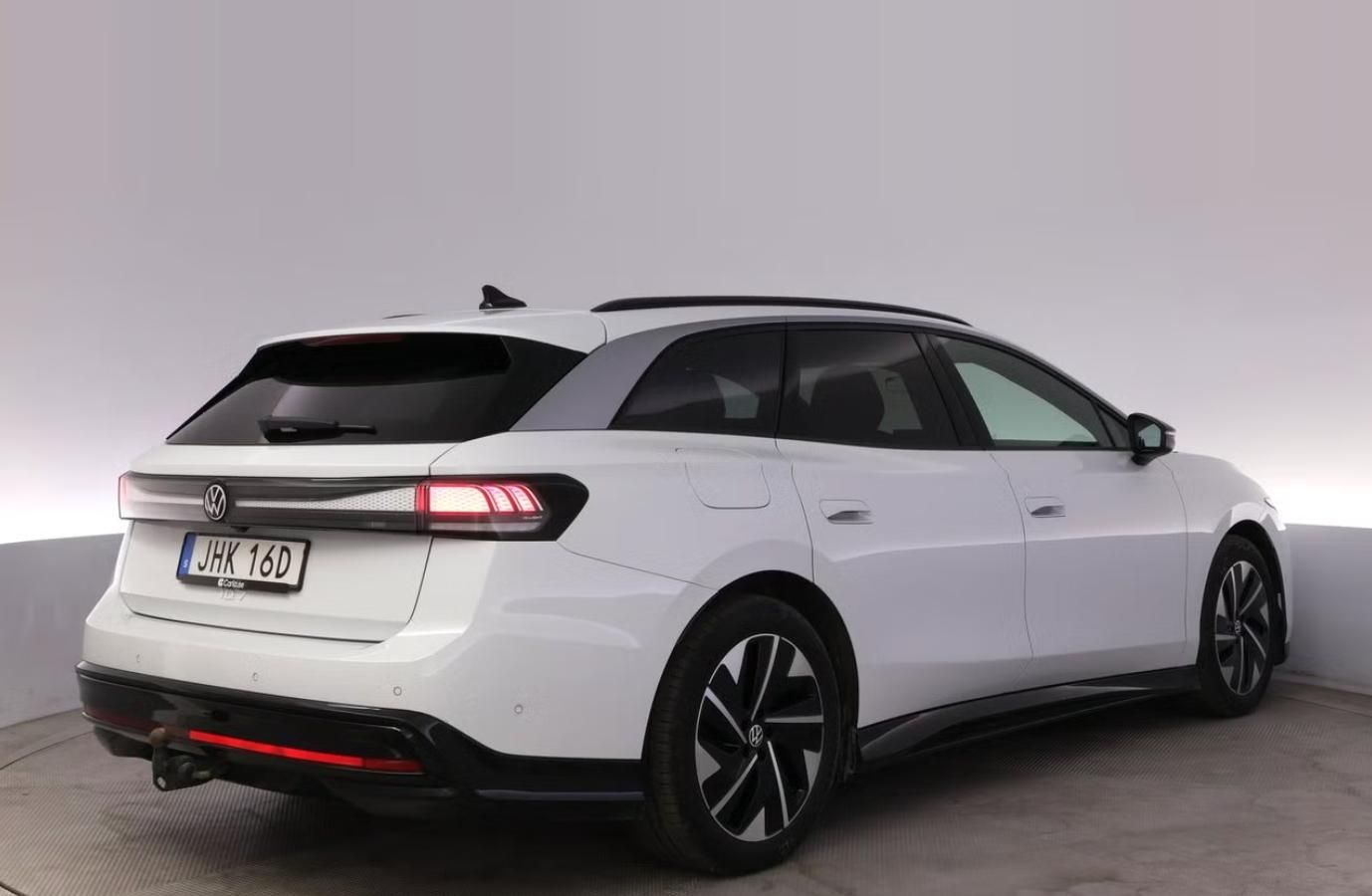 Volkswagen ID.7 Tourer, Pro SoH 96% 360kam Matrix Taž. - fotka 4