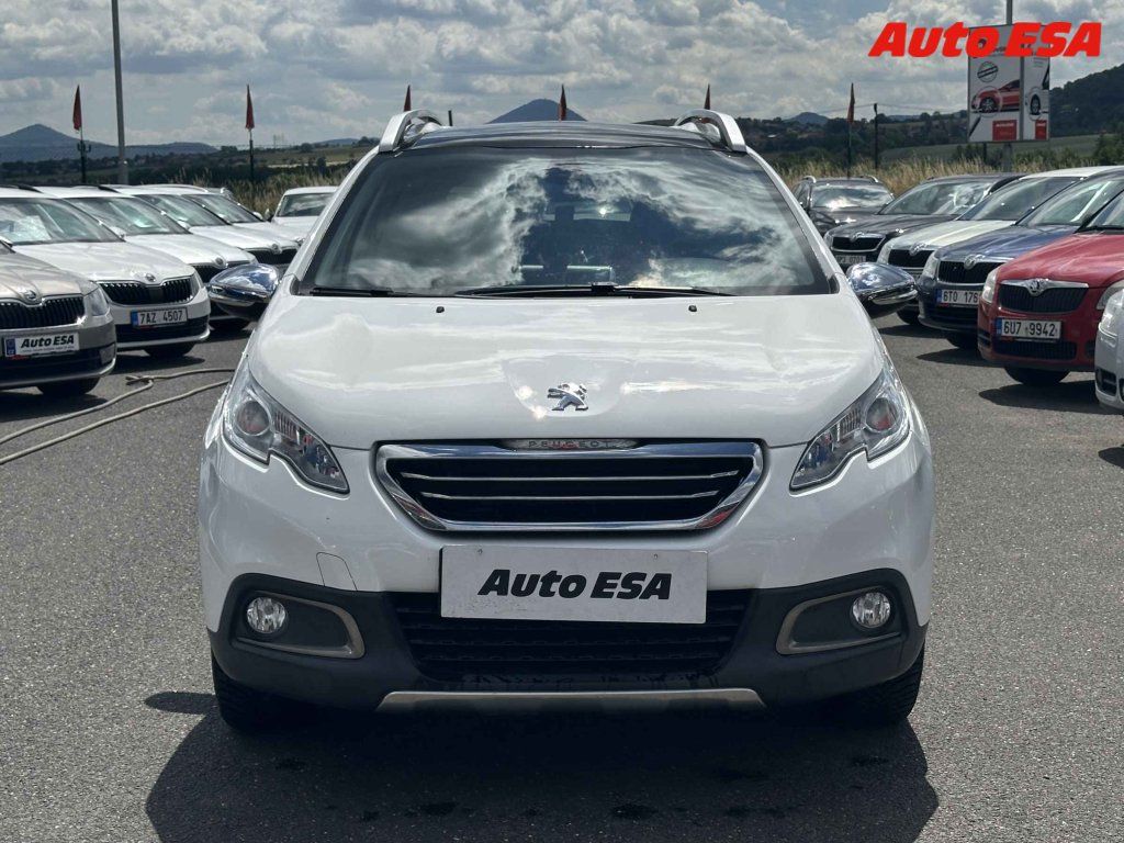 Peugeot 2008, 1.2 pt - fotka 2