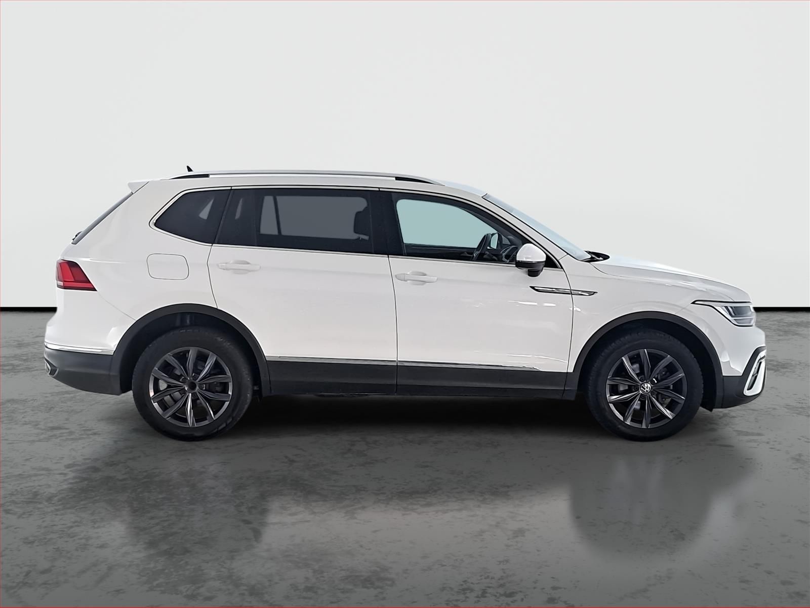 Volkswagen Tiguan Allspace, 1.5 TSI, Life, ČR,1.maj - fotka 6