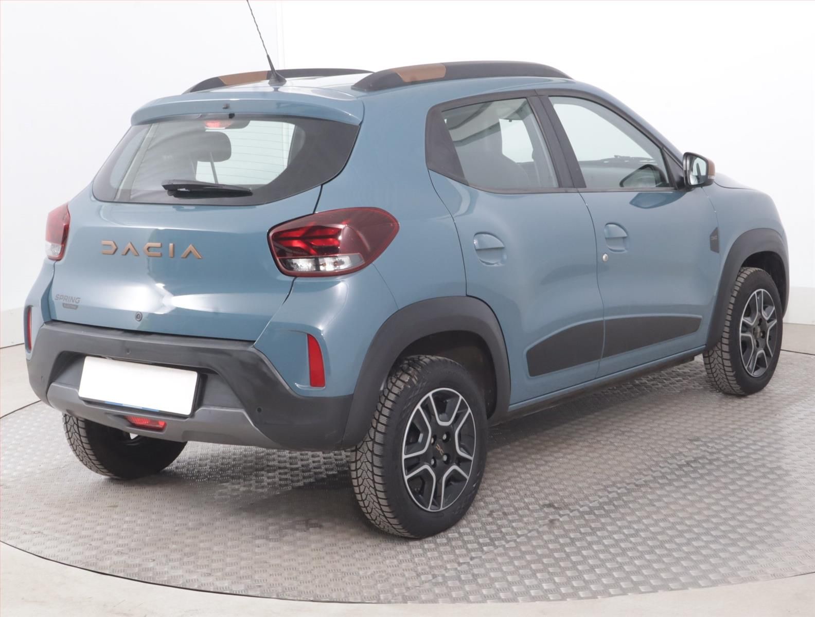 Dacia Spring, Electric 65 (27 kWh), SoH 94% - fotka 5
