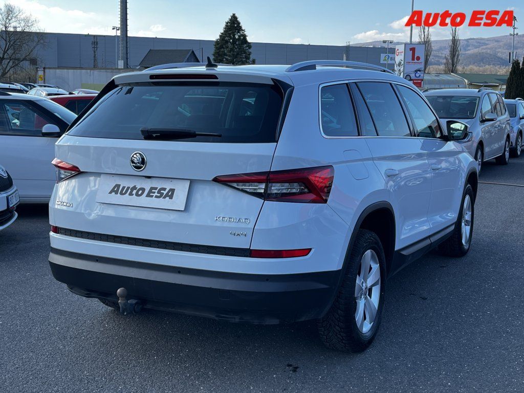 Škoda Kodiaq, 2.0 TDi 4x4,7míst,DSG - fotka 4