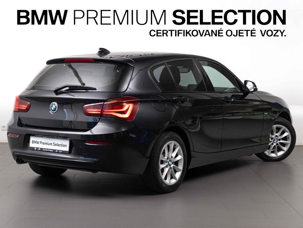 BMW Řada 1, 118i - fotka 5