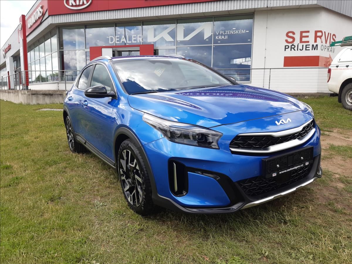 Kia XCee´d, STEELEDITION 1,6 110kW AT7 - fotka 6