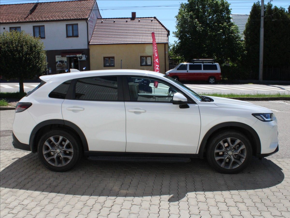 Honda ZR-V, 2,0 e:HEV 1.majitel CZ - fotka 3