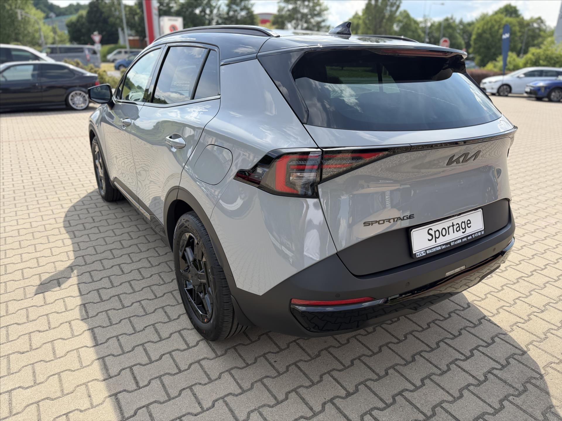 Kia Sportage, 1,6 T-GDi 7DCT BLACK EDITION - fotka 6