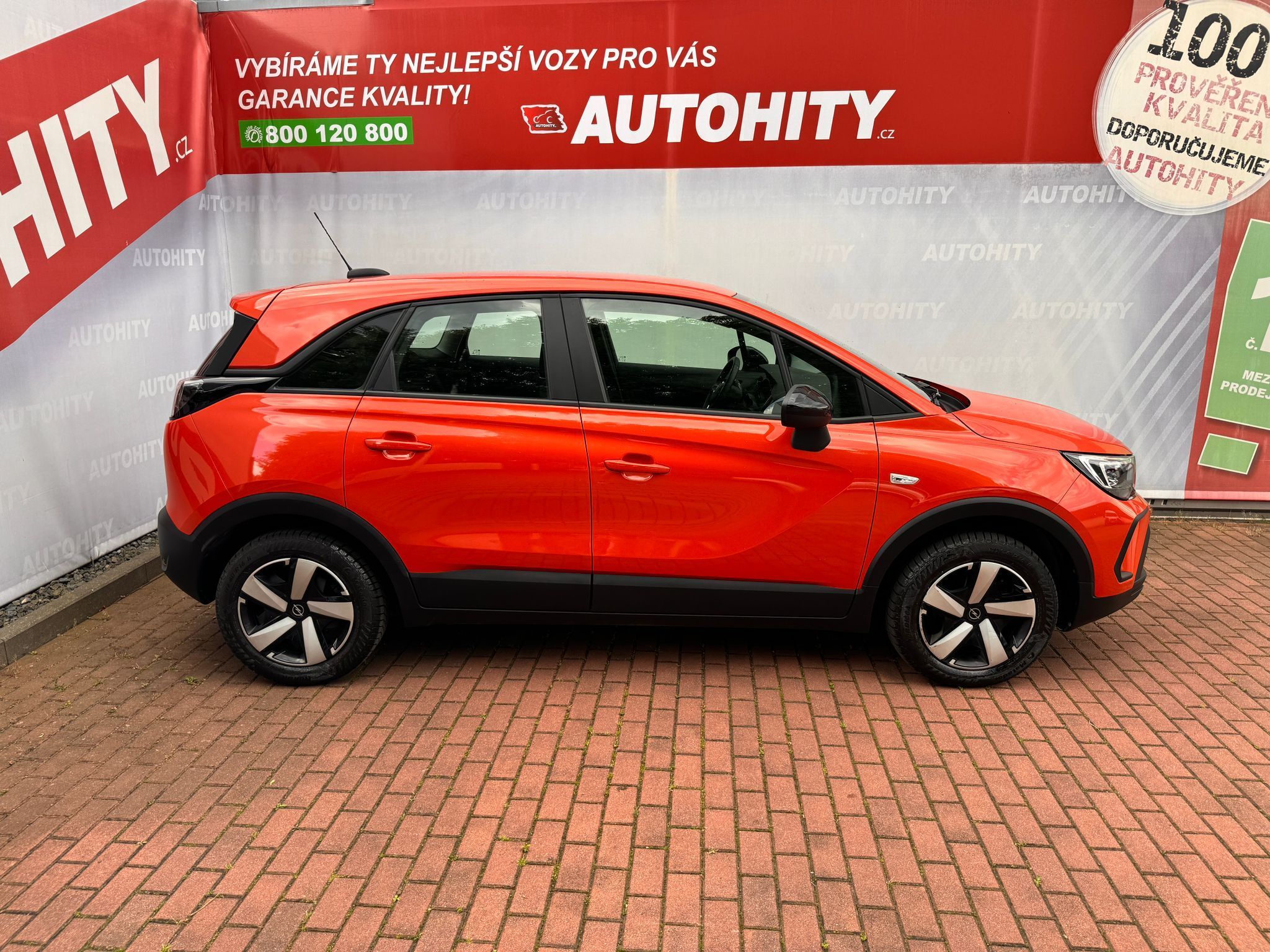 Opel Crossland X, 1.2 Turbo, ČR, Serviska - fotka 6