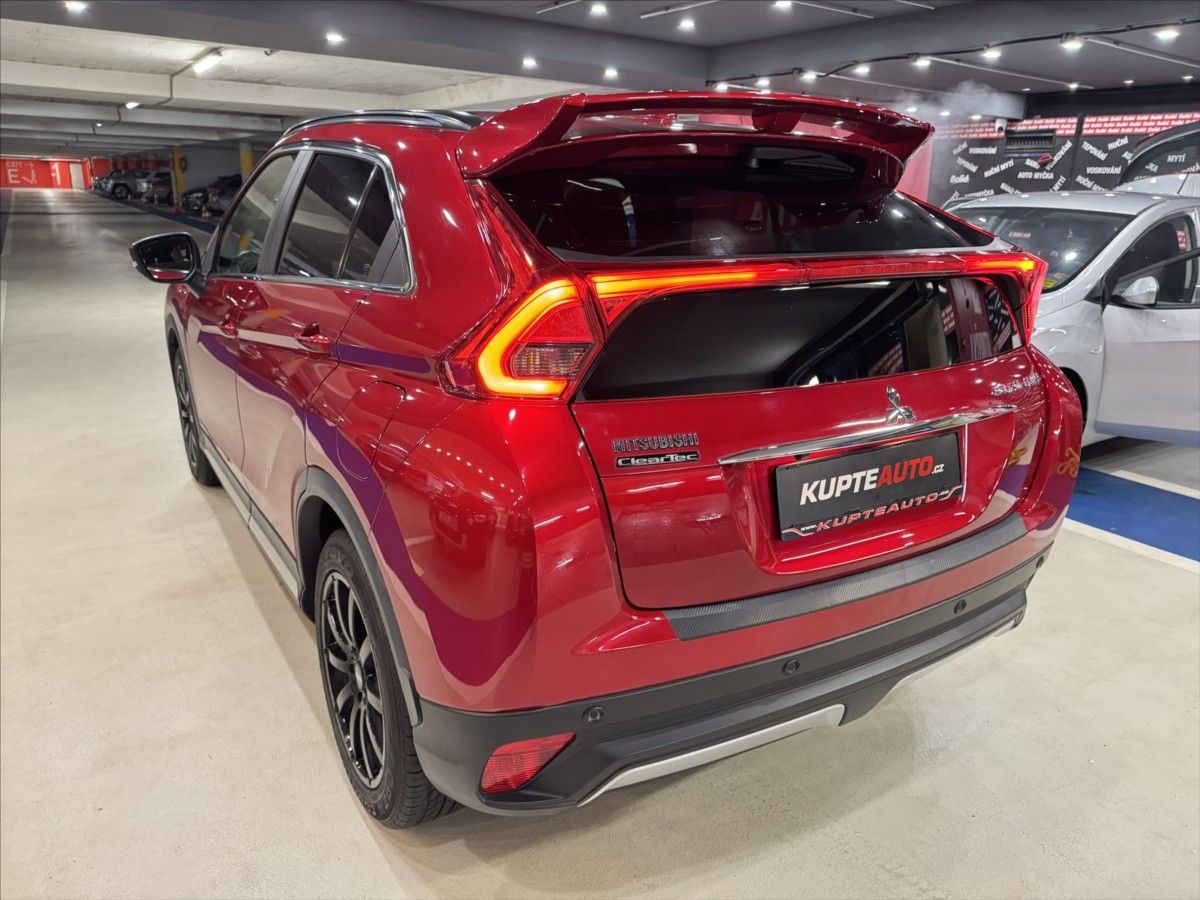 Mitsubishi Eclipse Cross, 1,5 T-MIVEC  Instyle - fotka 3
