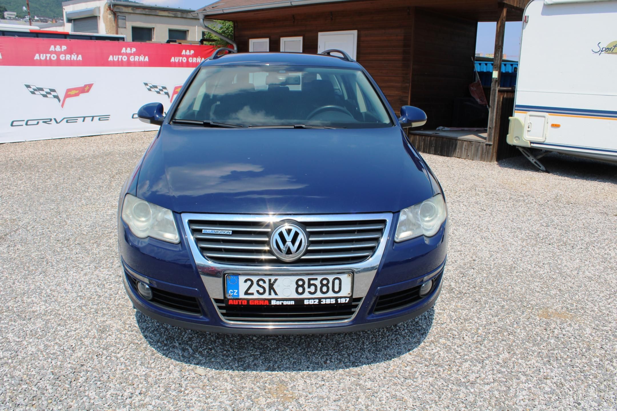 Volkswagen Passat, 1.9 TDI KLIMATIZACE VÝHŘEV - fotka 2